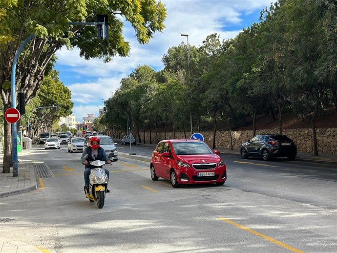 Alicante reabre al tráfico la ronda del Castillo para facilitar el acceso y salida al centro en Navidad