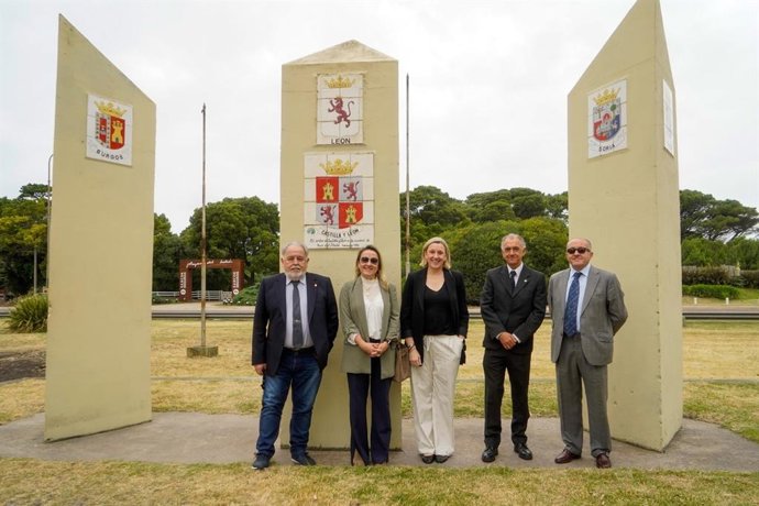 La vicepresidenta de la Junta, Isabel Blanco, se reúne con la Junta Directiva del Centro Castilla y León de la ciudad argentina de Mar del Plata