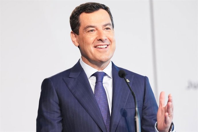 Archivo - El presidente de la Junta de Andalucía, Juanma Moreno, en una imagen de archivo. 
