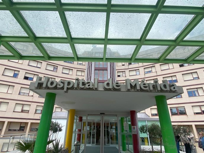 Archivo - Hospital de Mérida. Imagen de archivo