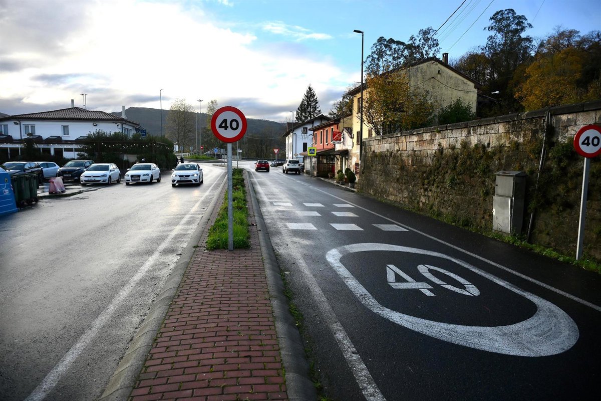 La Delegación del Gobierno asegura que la carretera donde han fallecido los tres jóvenes está en buenas condiciones