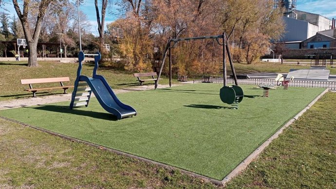 Archivo - Zona infantil del Parque de los Jesuitas de Salamanca.