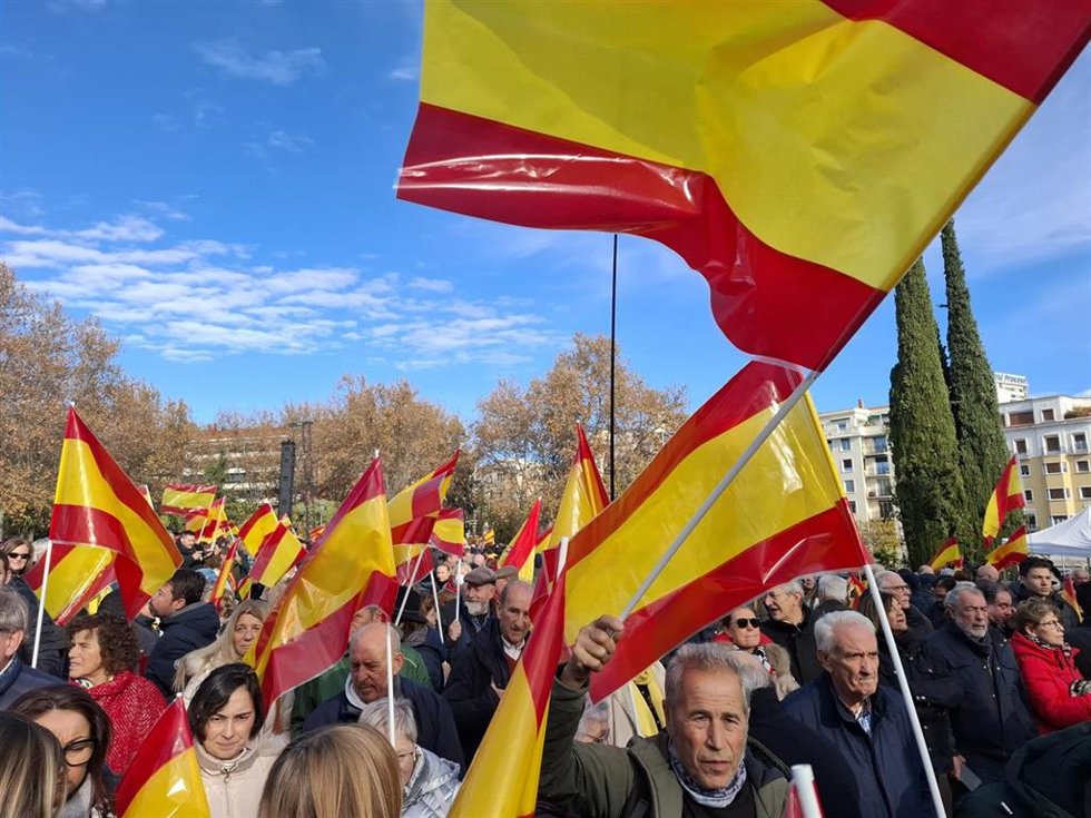 Manifestación convocada por el PP contra el Gobierno en el Templo de Debob en Madrid, 30 noviembre de 2025