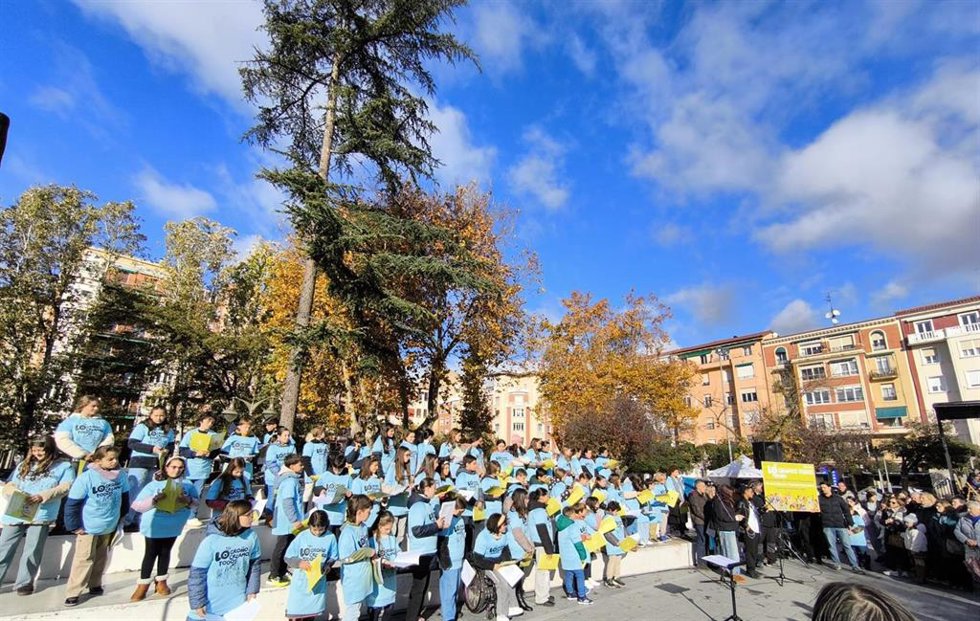 Actuación de los alumnos de la Escuela Municipal de Música en la celebración del Día de la Infancia y de las Ciudades Educadoras