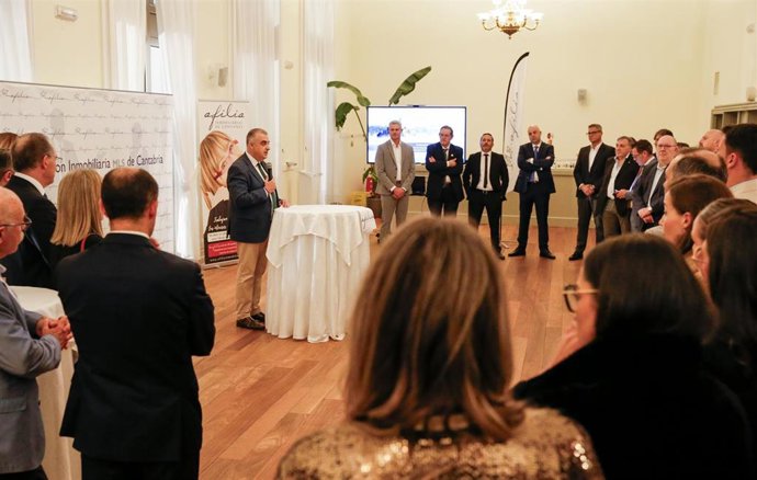 El Gobierno de Cantabria rechaza las zonas tensionadas, una medida "muy dañina"