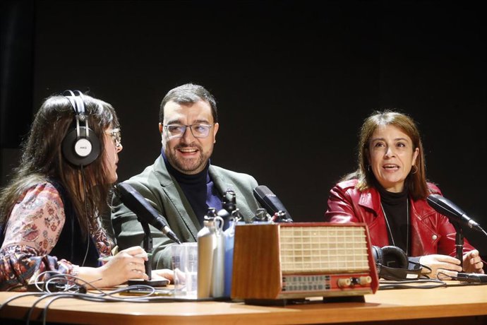 Adrián Barbón y Adriana Lastra