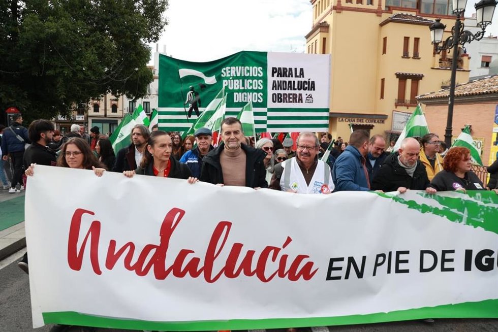 El coordinador federal de Izquierda Unida (IU) y candidato de Por Andalucía a la Junta en las próximas elecciones autonómicas, Antonio Maíllo, en la movilización anual del 4D secundada por su formación en Sevilla con motivo del 'Día Nacional de Andalucí