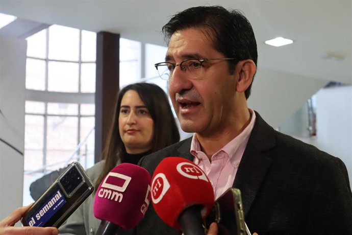 Caballero (PSOE) destaca que C-LM "es el mejor ejemplo de transparencia" y critica "la hipocresía del PP"