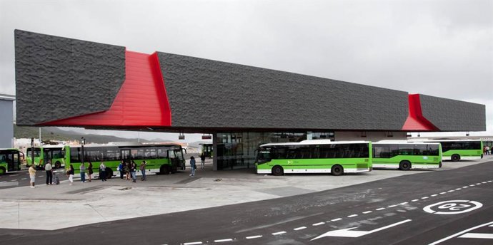 Archivo - Intercambiador de La Laguna (Tenerife)