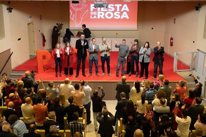 Acto de la Fiesta de la Rosa que ha tenido lugar este domingo en el Paraninfo del Campus de la Merced de la UMU.