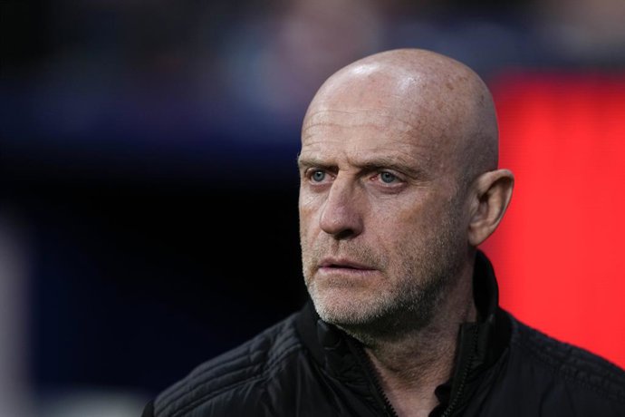 Julian Calero, head coach of Levante UD, looks on during the Spanish League, LaLiga EA Sports, football match played between Atletico de Madrid and Levante UD at Riyadh Air Metropolitano on November 08, 2025 in Madrid, Spain.