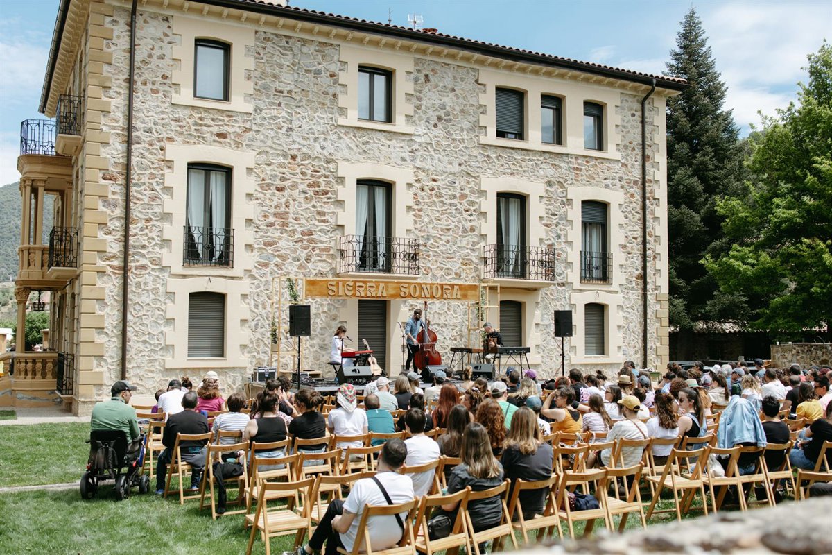 Sierra Sonora celebra sus dos nominaciones en los  Tiim Awards , que reconocen el turismo musical en España