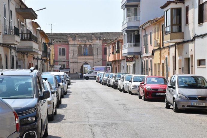 Archivo - Una calle de la barriada de Cristo Rei de Inca.