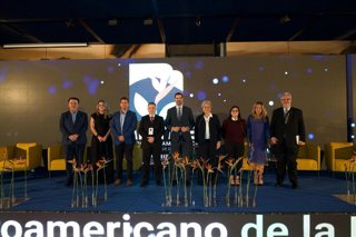 Participantes en el diálogo público-privado de alto nivel en la segunda jornada del Foro de Mipymes en Tenerife