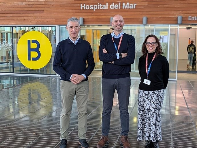 Los responsables del programa en el Hospital del Mar.