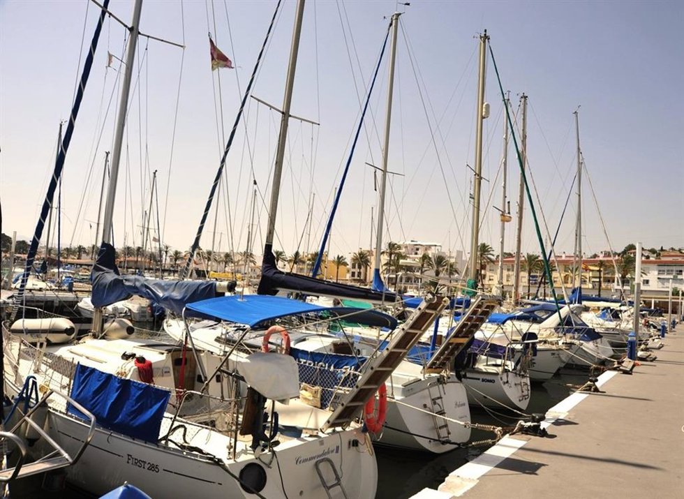 Puerto de Caleta de Vélez