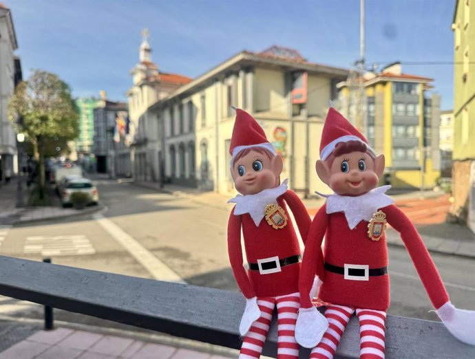 Astillero recibe a los elfos Asti y Nizo, que esconderán sorpresas cada día por el municipio