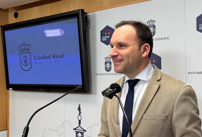 Archivo - El portavoz del Ayuntamiento de Ciudad Real, Guillermo Arroyo, en una foto de archivo.