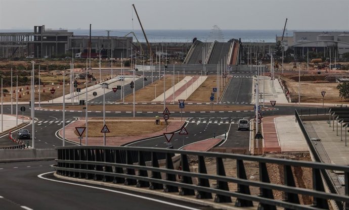 Archivo - Vial estructural de Parc Sagunt II, a 23 de julio de 2025, en Valencia, Comunidad Valenciana (España). 
