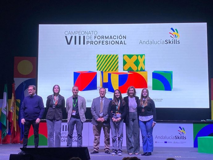 Estudiantes galardonadas en el VIII Campeonato de Formación Profesional AndalucíaSkills 2025, las Olimpiadas de FP
