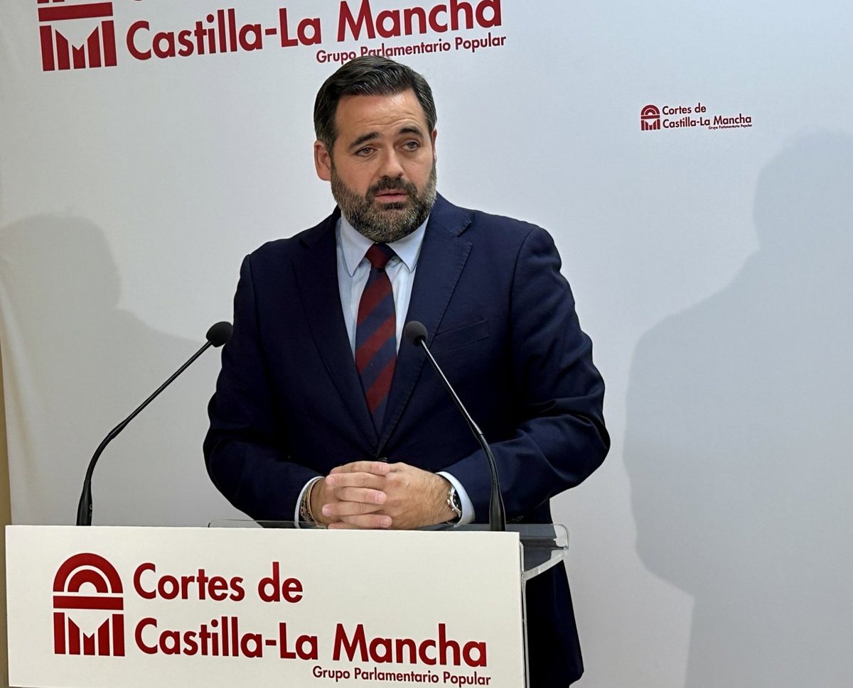 Núñez lamenta que Page  pierda la oportunidad de frenar el sanchismo  pese a los  escándalos de corrupción 