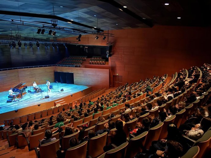 Más de 2.500 alumnos participan este diciembre en los conciertos didácticos del programa 'Viu la Cultura'