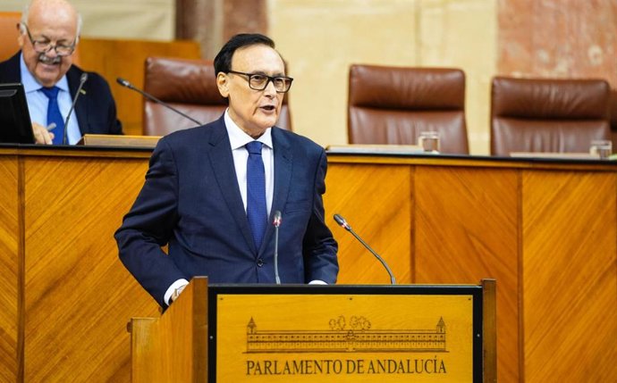 El consejero de Universidad, José Carlos Gómez Villamandos.