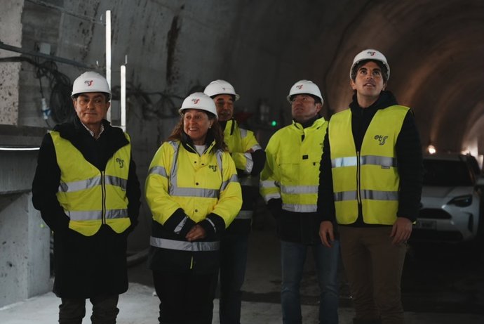 Visita a la futura estación de Centro del Topo