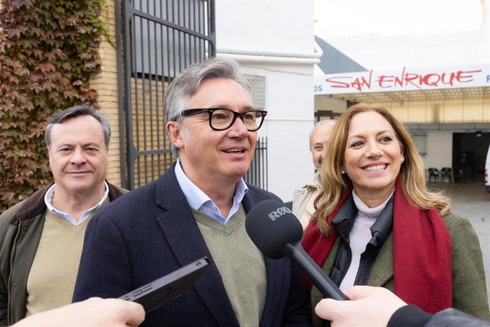 El portavoz parlamentario de Vox, Manuel Gavira, este lunes