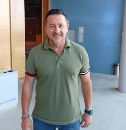 Archivo - El secretario general de UGT en Asturias, Javier Fernández Lanero, antes de participar en una jornada del sindicato en la 68 Feria Internacional de Muestras de Asturias, en el recinto ferial gijonés 'Luis Adaro'.