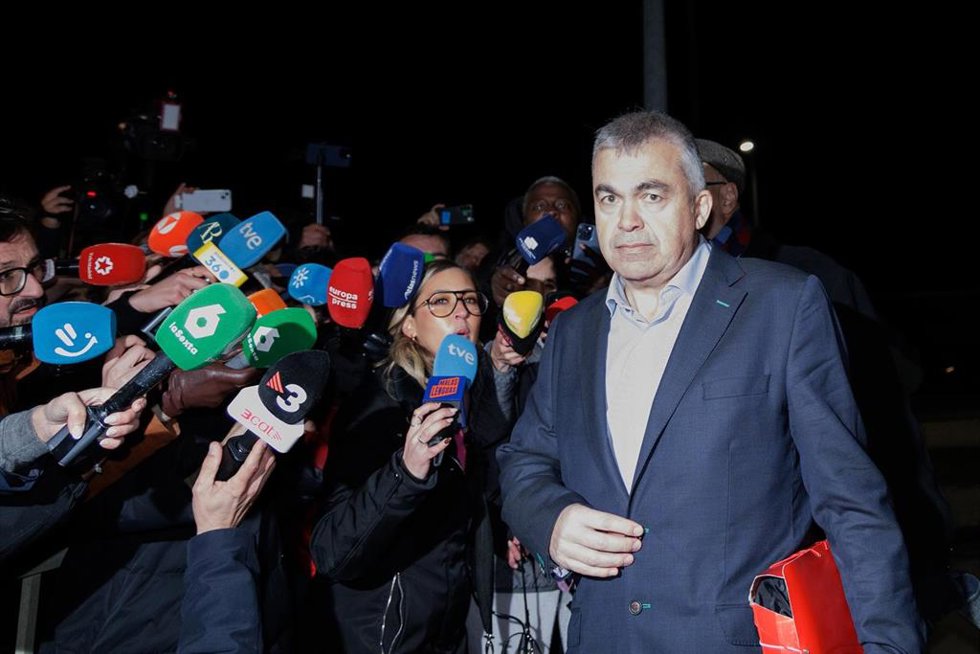 El exsecretario de organización del PSOE Santos Cerdán a su salida de la prisión de Soto del Real, a 19 de noviembre de 2025, en Soto del Real, Madrid (España). Archivo.