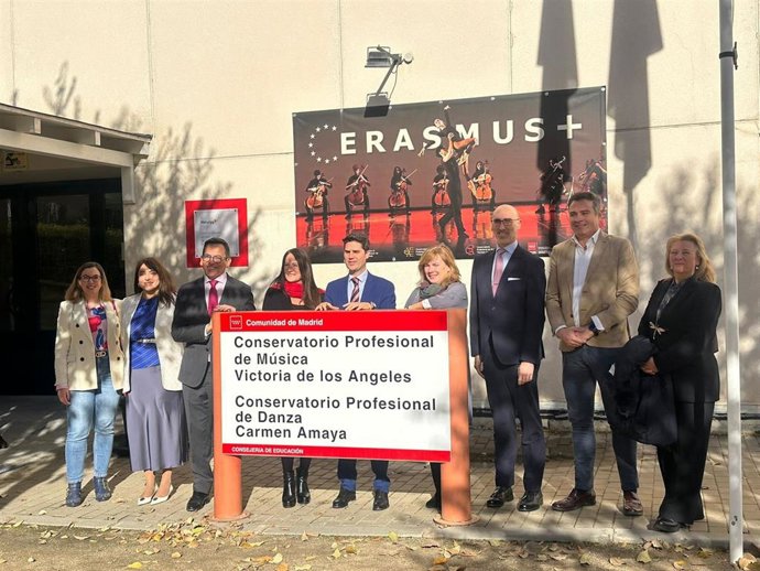 La Comunidad de Madrid celebra el 47º aniversario de la Constitución Española con retos y concursos didácticos para los alumnos.