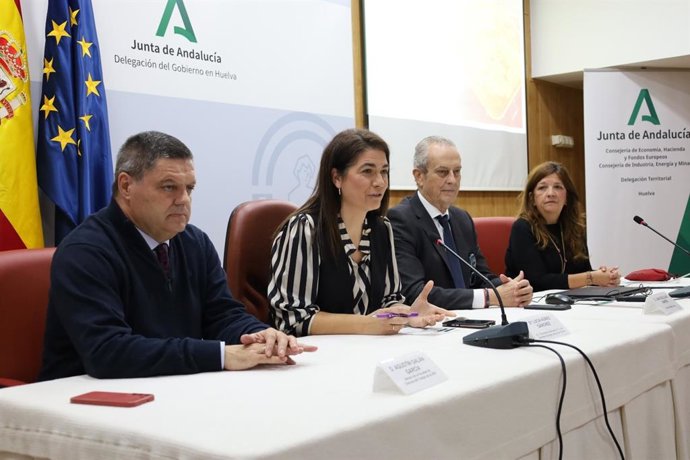 Jornada 'La Industria Andaluza por bandera'  en Huelva.