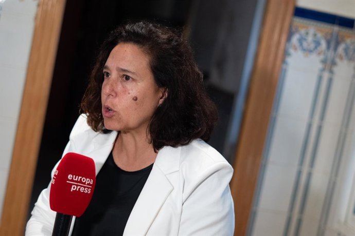 Archivo - Arxiu - La presidenta de l'Associació Víctimes de la dana, Mariló Gradolí, durant una entrevista per a Europa Press