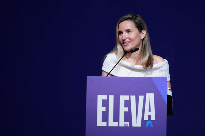 Reyes Bellver, directora de Fútbol Femenino de la RFEF, durante el Congreso ELEVA