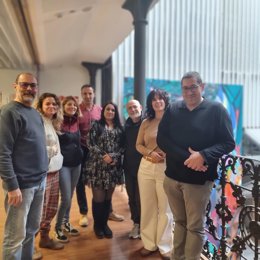 Vicent Gumbau, el primero a la izquierda