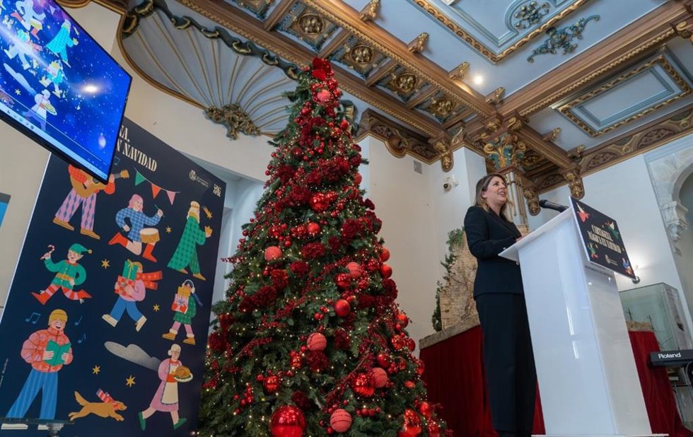 La alcaldesa de Cartagena, Noelia Arroyo, presenta la programación completa de Navidad, que incluye más de 300 actividades repartidas por todo el municipio