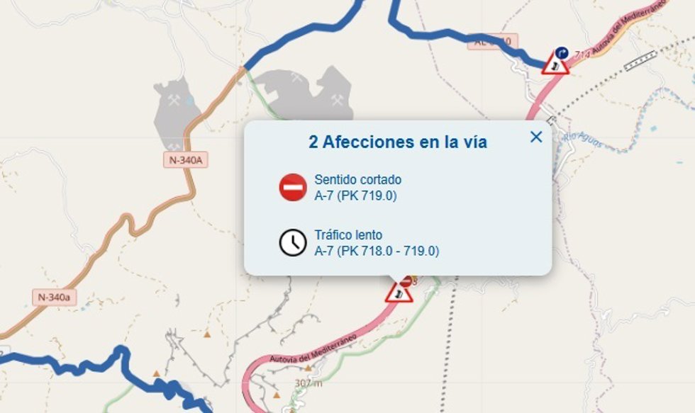 Cortada la autovía A-7 a la altura de Sorbas (Almería) por un accidente entre un camión y una grúa