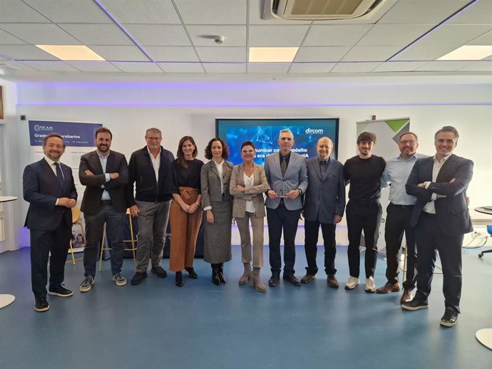 La UCAM debate sobre la incidencia de la inteligencia artificial en la comunicación estratégica