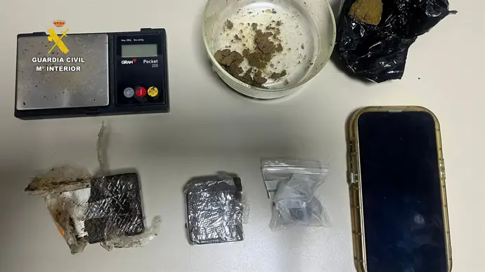 Sustancias incautadas en Yuncos. - GUARDIA CIVIL