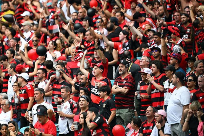 Archivo - Aficionados del Flamengo durante un partido del Mundial de Clubes 2025