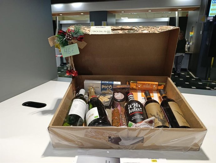 Ejemplo de cesta de Navidad que puede ser enviada a través del servicio de Correos.