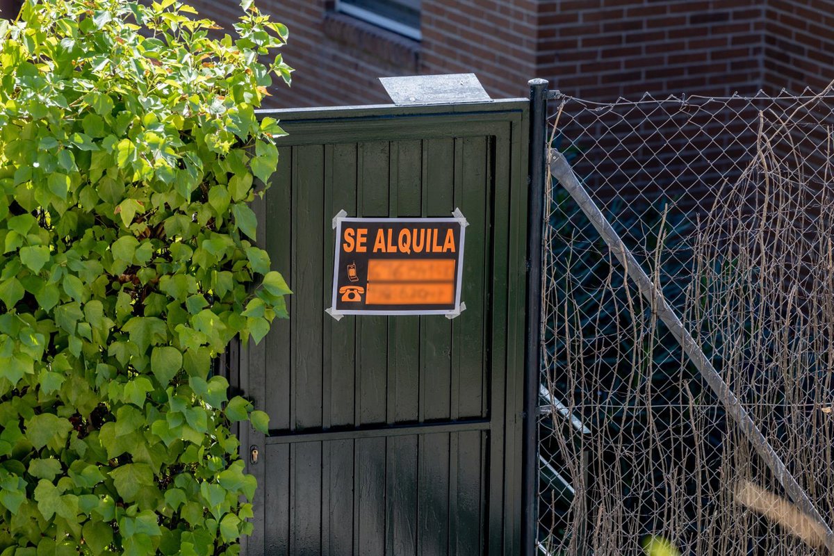 C-LM lanza su tercera ayuda Bono Alquiler Joven para recoger a más de 2.500 personas que quedaron fuera de la anterior