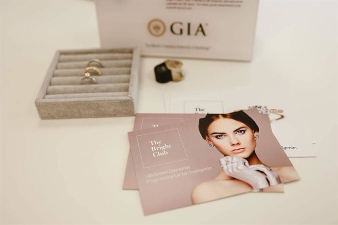 La tecnología ha convertido el diamante en una opción accesible sin perder excelencia