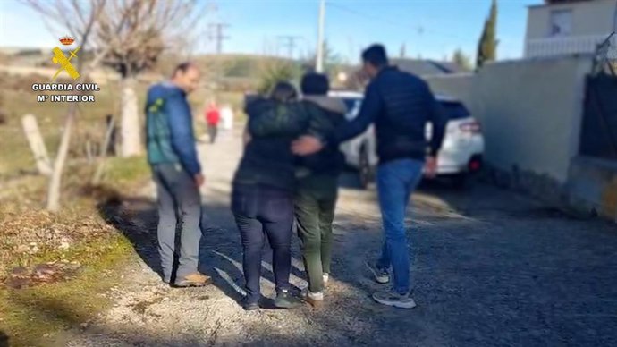 Una joven, considerada "vulnerable y de alto riesgo", localizada en Ávila tras desaparecer el lunes.