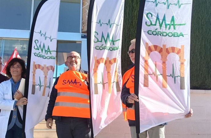 Representantes del Sindicato Médico Andaluz en Córdoba en una anterior acción de protesta.