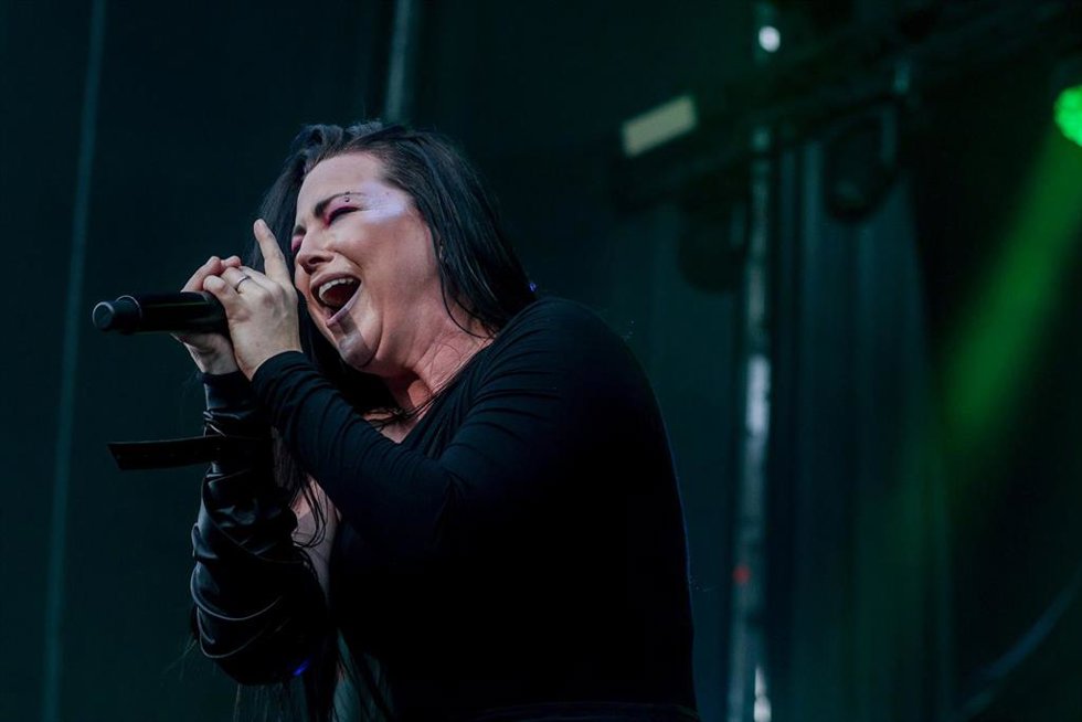 Archivo - La banda Evanescence durante su concierto en el Festival ALMA Occident Madrid, en el Parque Enrique Tierno Galván, a 14 de junio de 2024, en Madrid (España).