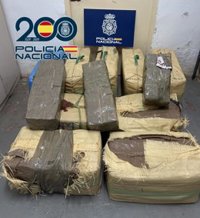 A prisión tres detenidos con más de 400 kilos de hachís tras ser seguidos desde Córdoba a Valdepeñas (Ciudad Real)