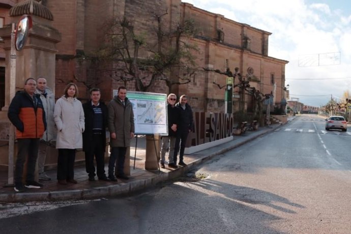 Gobierno riojano reforzará seguridad vial, mejorará fluidez tráfico y creará entornos peatonales más seguros en Alesanco