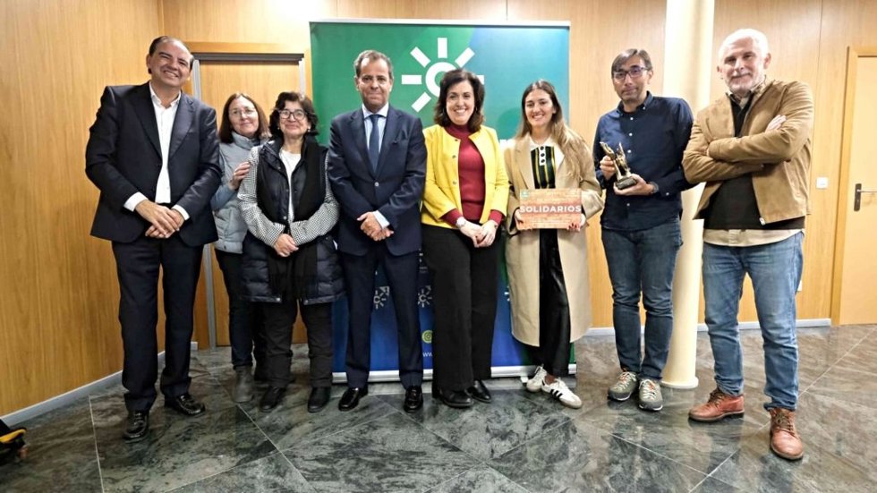 Entrega del premio de la Fundación Aliados a la ONG Nuevo Hogar Betania.